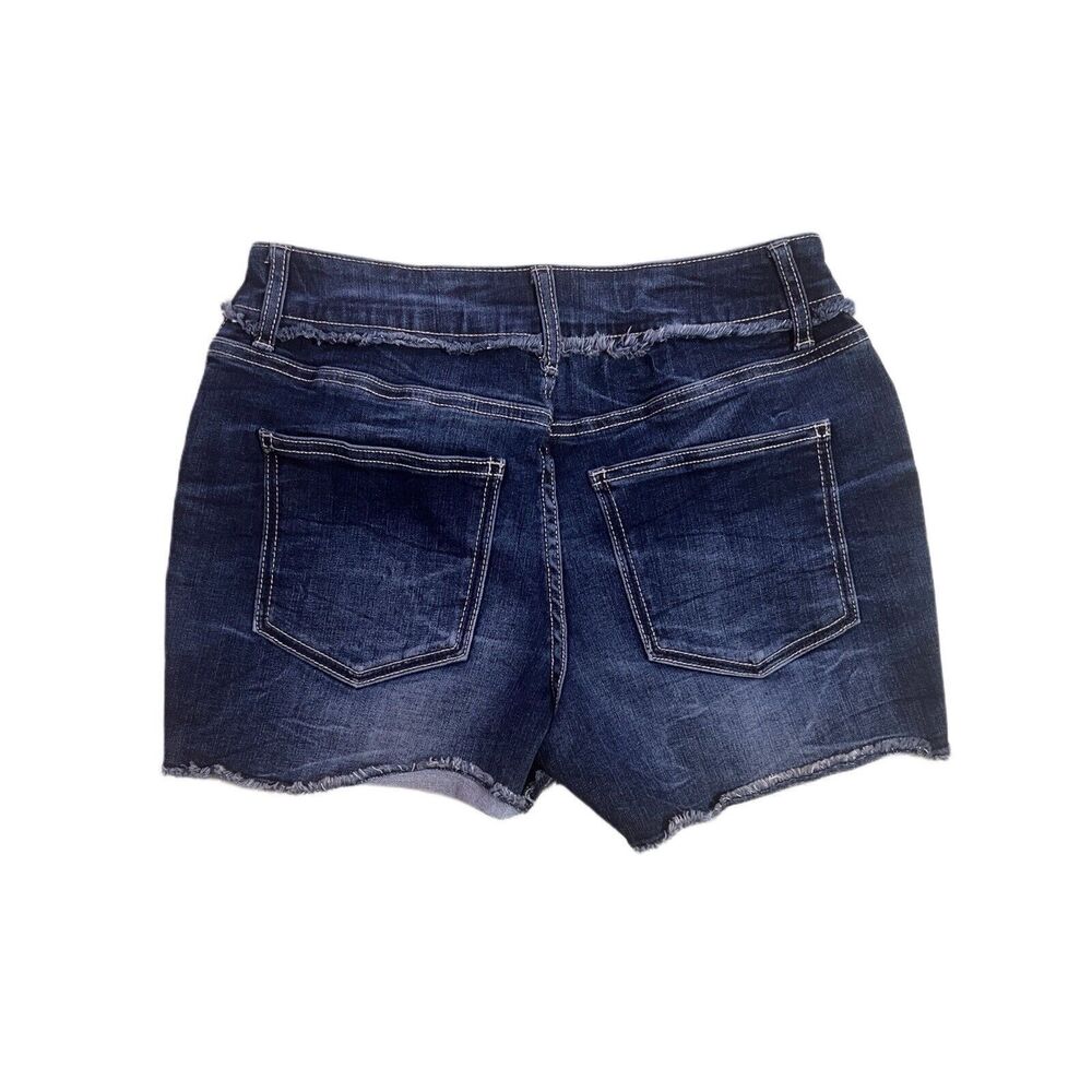 Maurices Women’s High Rise Dark Fray Waist 3.5” Denim Jean Shorts Size 4
